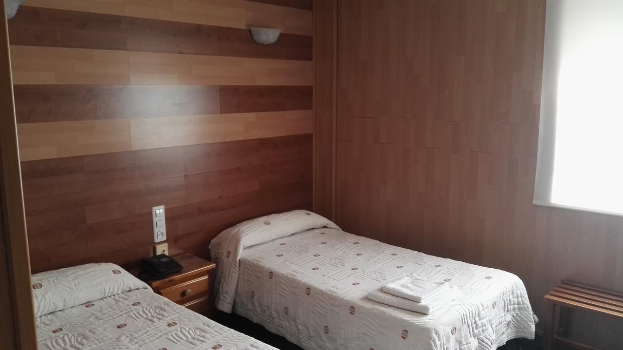 Hotel La Mina Puertollano Zewnętrze zdjęcie