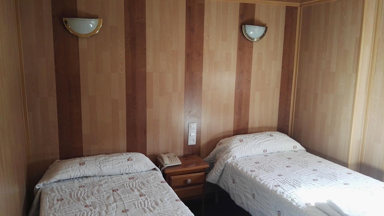 Hotel La Mina Puertollano Zewnętrze zdjęcie